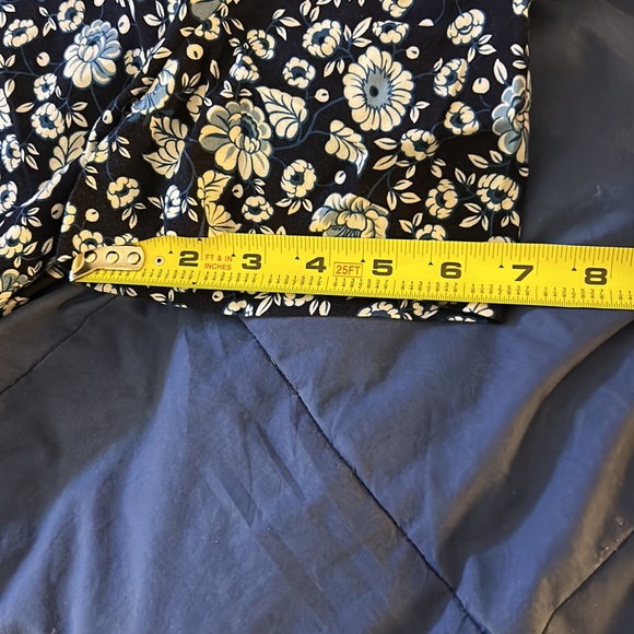 One length dress size 16 P color blue, white floral pattern - Picture 8 of 10